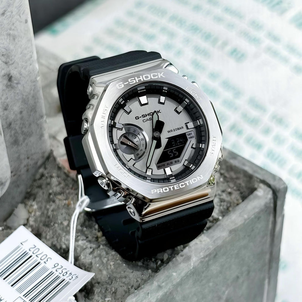 GM2100 METAL SILVER-BLACK WATCH