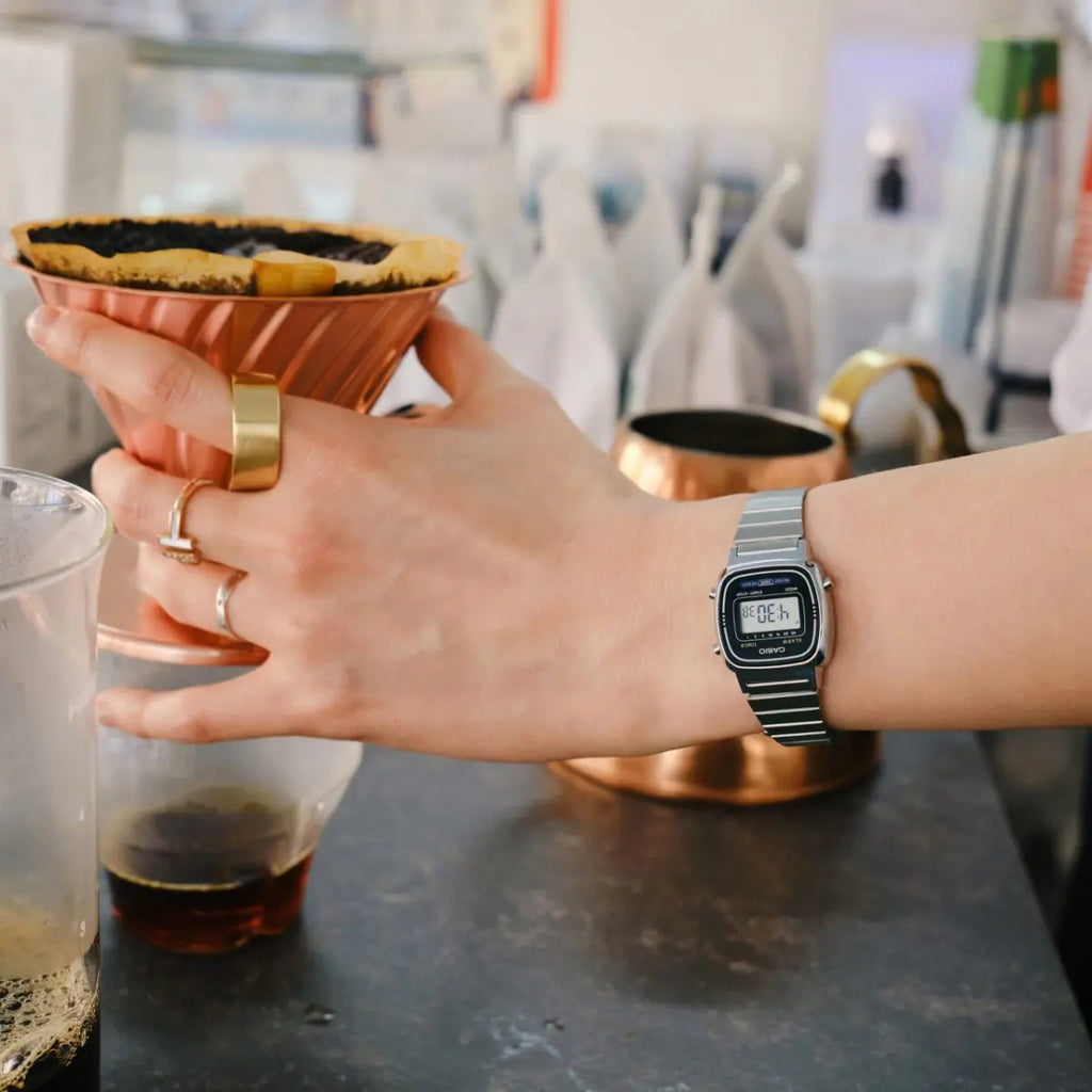 CASIO-670-SMALL-DAIL SILVER