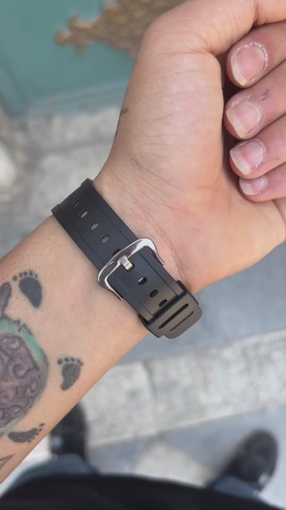 GA-2100 BLACK CHRONOGRAPH WORKING |